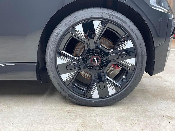 MINI John Cooper Works 10 of 15