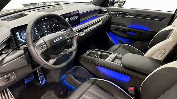 Kia EV9 14 of 19