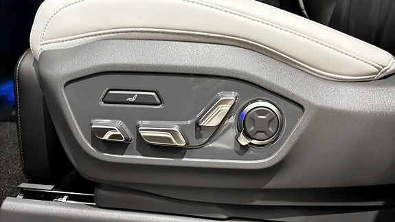 Kia EV9 15 of 19