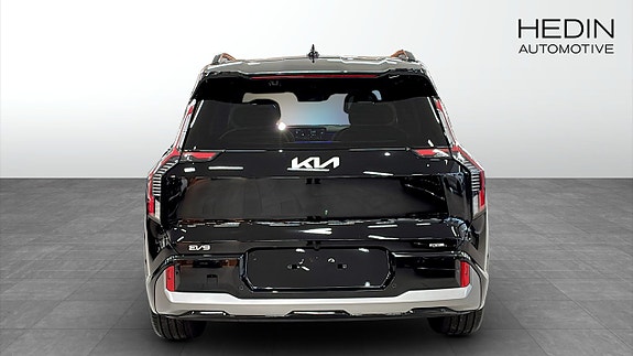 Kia EV9 7 of 19