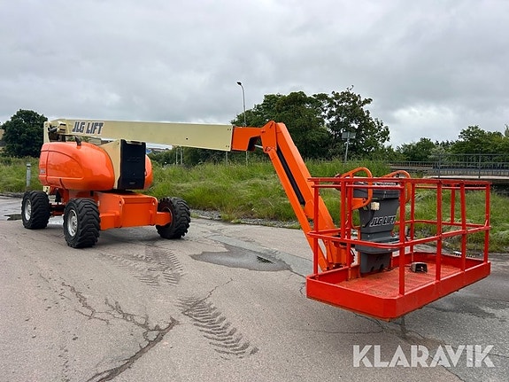Bomlift JLG 800AJ 2 of 6