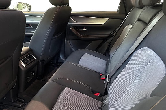 Mazda CX-60 13 of 21