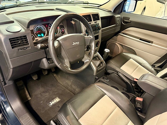 Jeep Patriot 12 of 19