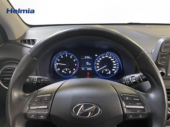 Hyundai Kona 11 of 15