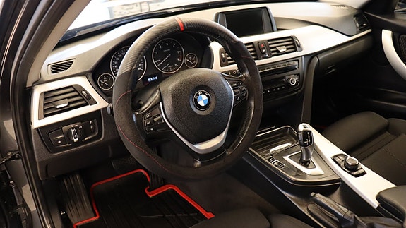 BMW 320d 12 of 18