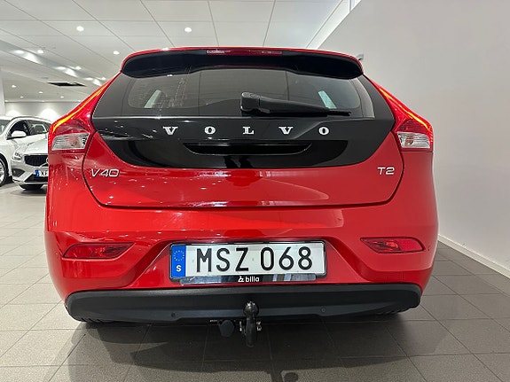 Volvo V40 5 of 15