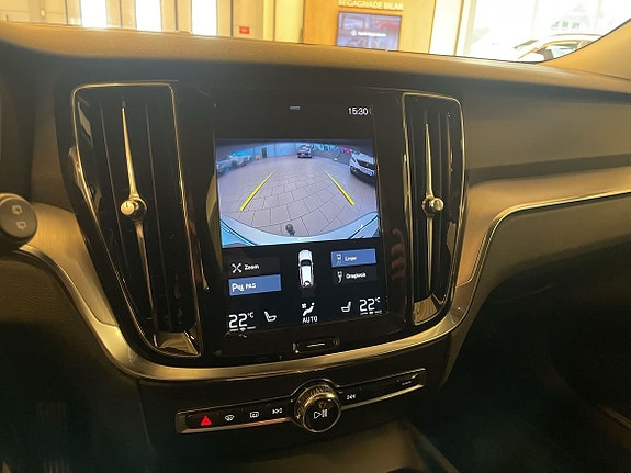 Volvo V60 11 of 13