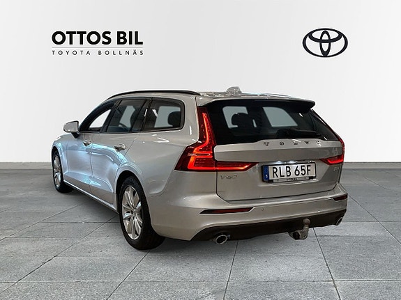Volvo V60 2 of 13
