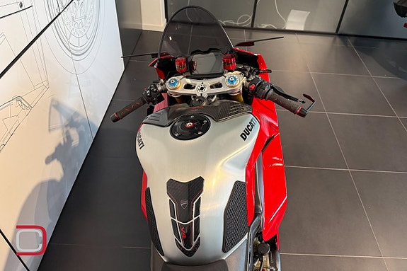 Ducati Panigale V4 R *Akrapovi + kolfiberkåpor + mer!* 9 of 12