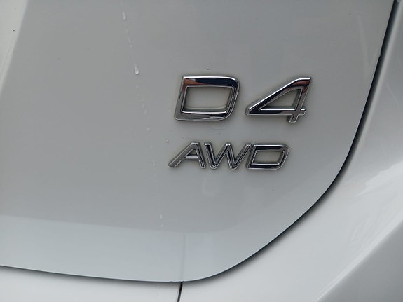 Volvo XC60 13 of 21