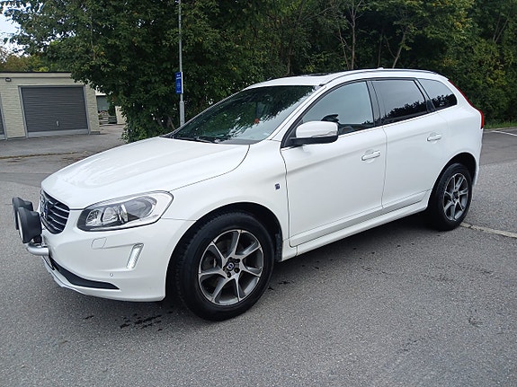 Volvo XC60 3 of 21