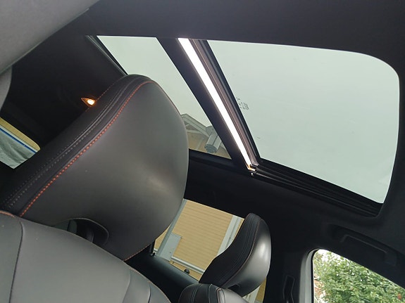 Volvo XC60 9 of 21