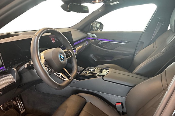 BMW 550e 12 of 19