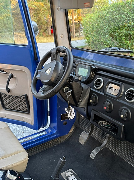 MEV Minihummer 5 of 9