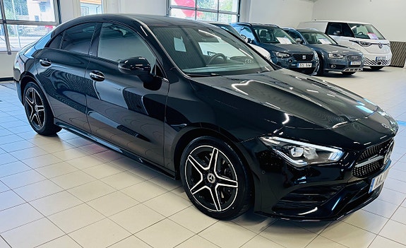 Mercedes-Benz CLA250 14 of 22