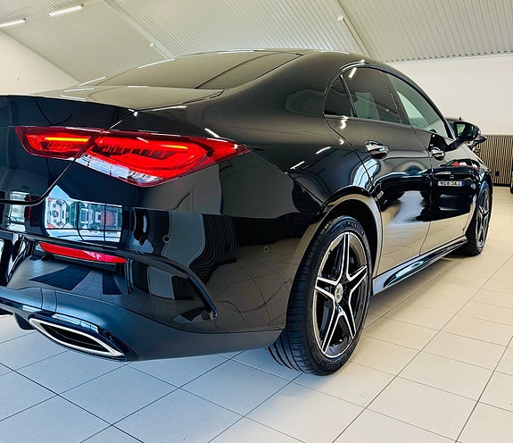 Mercedes-Benz CLA250 15 of 22