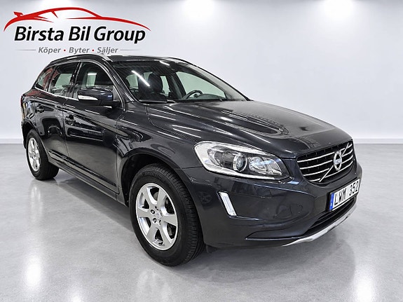 Volvo XC60 2 of 27