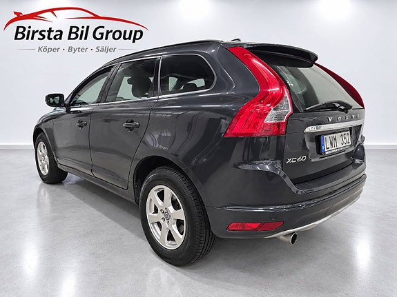 Volvo XC60 5 of 27
