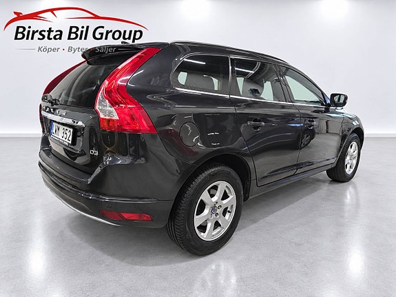 Volvo XC60 3 of 27