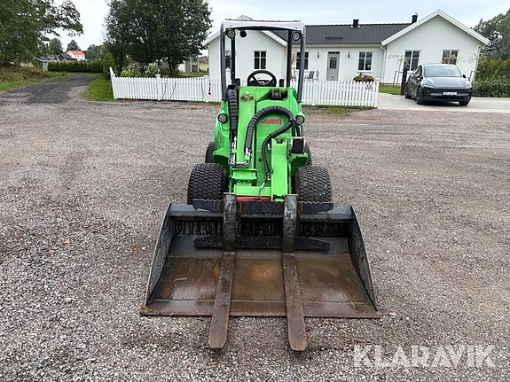 Redskapsbärare Avant M528 2 of 6