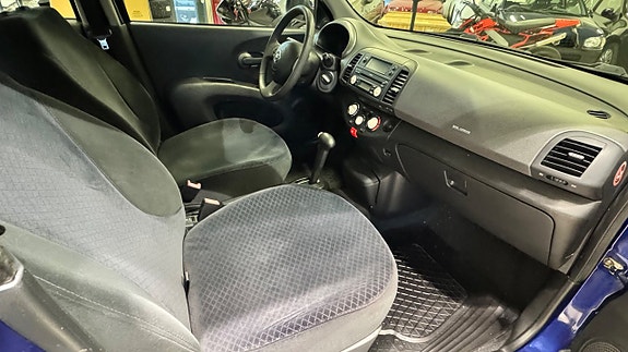 Nissan Micra 12 of 16