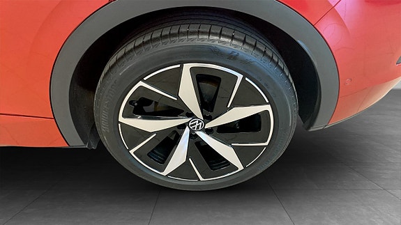 Volkswagen ID.4 GTX 6 of 16