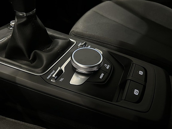 Audi Q2 13 of 13
