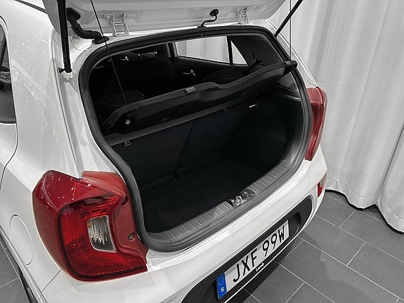 Kia Picanto 4 of 13