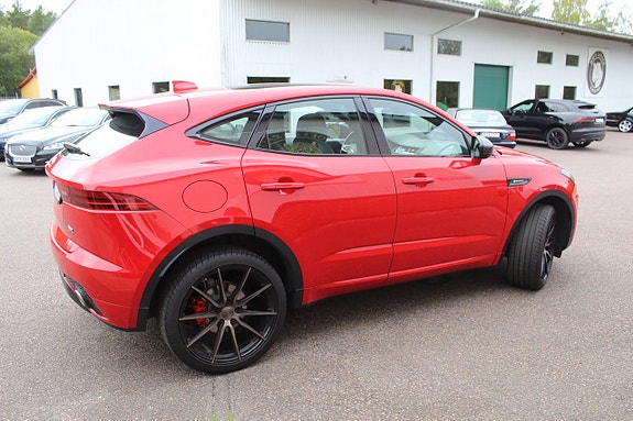 Jaguar E-PACE 13 of 14