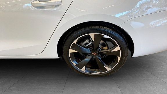 Cupra Leon 6 of 14