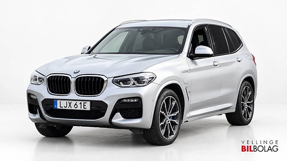 BMW X3 2 of 18