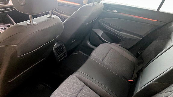 Volkswagen Golf I 11 of 13