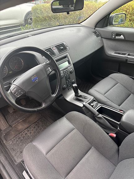 Volvo V50 7 of 10
