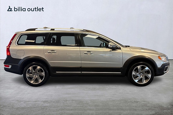 Volvo XC70 7 of 28