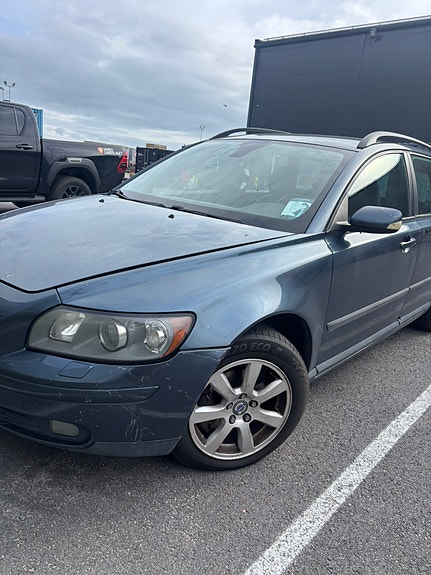 Volvo V50 4 of 4