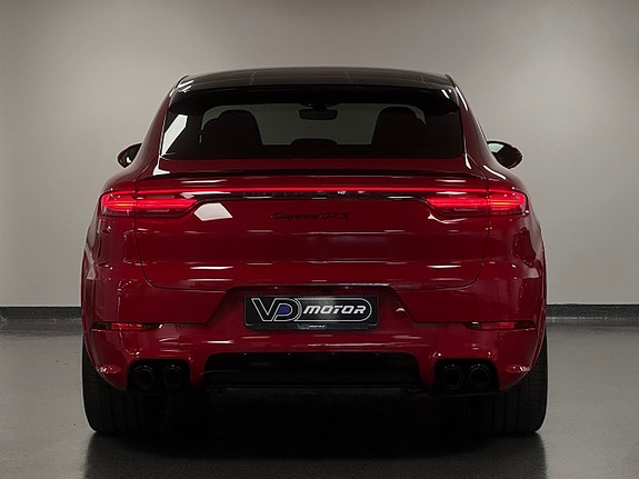 Porsche Cayenne 7 of 29
