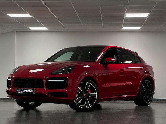 Porsche Cayenne 10 of 29