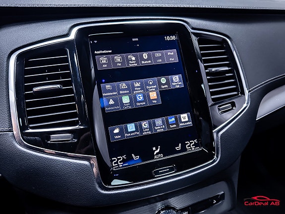 Volvo XC90 30 of 30