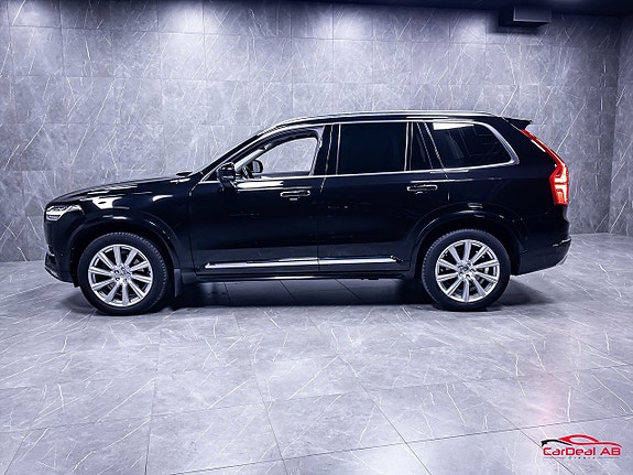 Volvo XC90 4 of 30