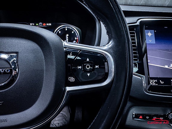 Volvo XC90 27 of 30