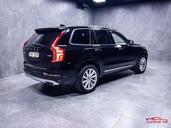 Volvo XC90 7 of 30