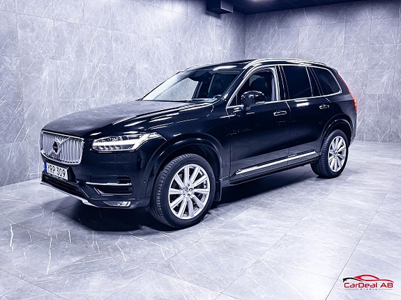 Volvo XC90 3 of 30