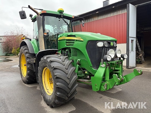 Traktor John Deere 7720 med GPS och frontlyft