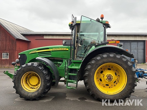 Traktor John Deere 7720 med GPS och frontlyft 3 of 6