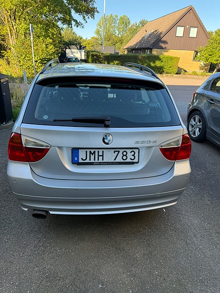 BMW 320d 7 of 9