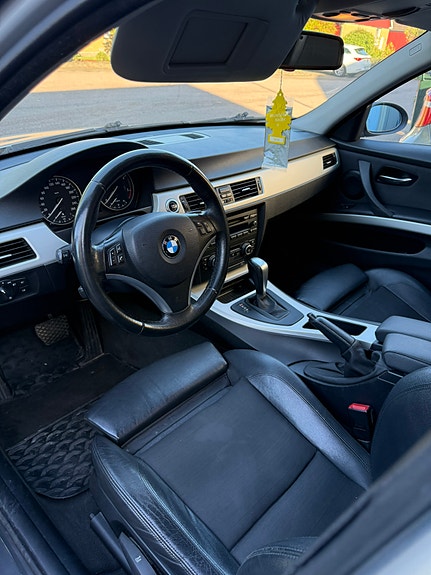 BMW 320d 5 of 9