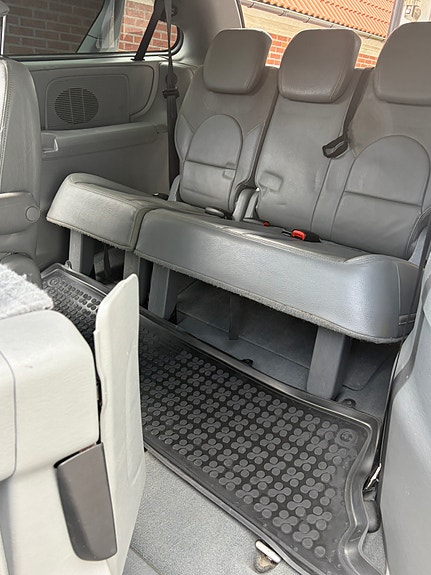Chrysler Grand Voyager 6 of 9