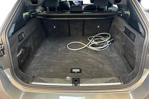 BMW 530e 10 of 19