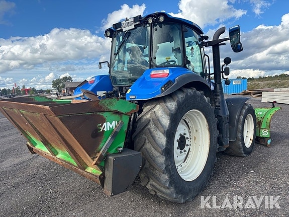Traktor New Holland T5.120 med plog och sprid 4 of 6