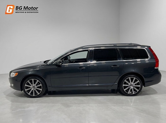 Volvo V70 6 of 19